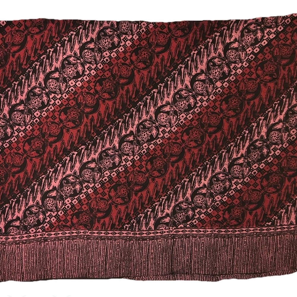 Serendipity Maui Sarong Wrap 66" x 44" Pink Black Tribal Floral Tropical Beach